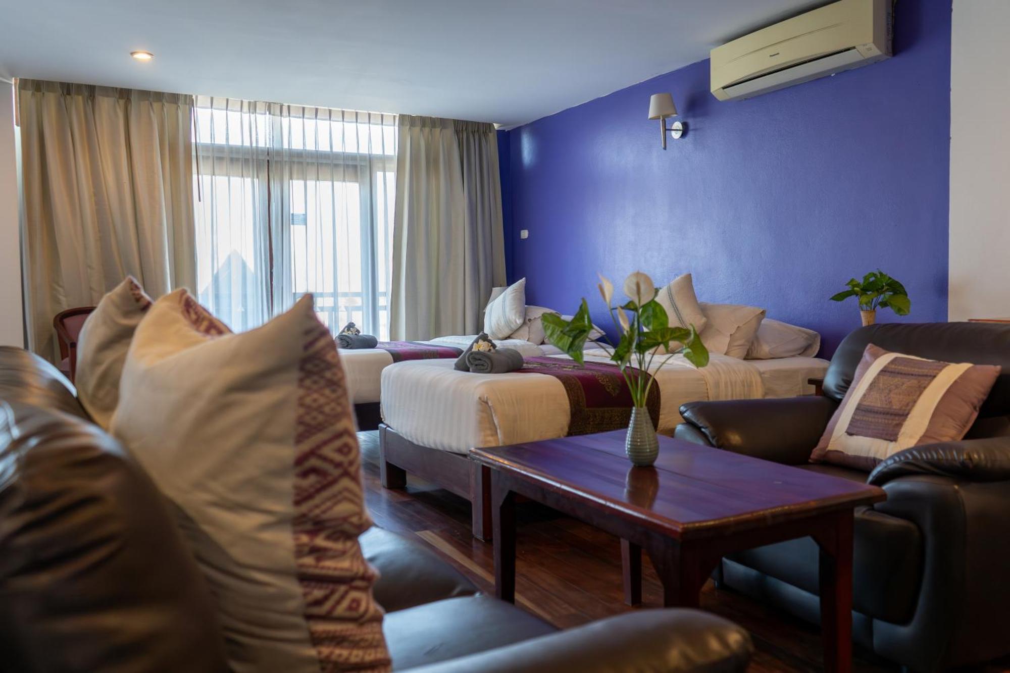 Silver Naga Hotel Vang Vieng Bagian luar foto